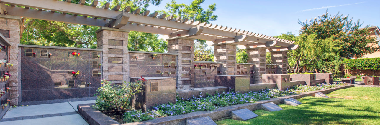 Find the Best Funeral, Cremation & Cemetery Providers Near You